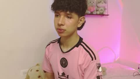 Cuddly online show from 17, 2, 2026