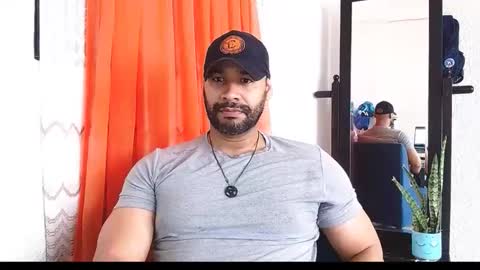 Snapshot of culoculito341910 chatting on 24, 5, 2026 bebe online show from 24, 5, 2026