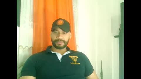 Snapshot of culoculito341910 chatting on 29, 5, 2026 bebe online show from 29, 5, 2026