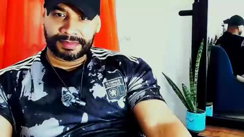 Snapshot of culoculito341910 chatting on 31, 5, 2026 bebe online show from 31, 5, 2026