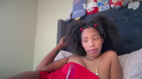 cum2charmxx online show from 17, 12, 2025