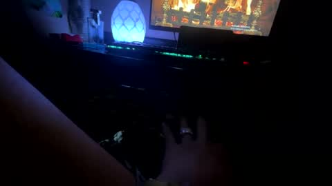 Snapshot of cum_all_over_mmee chatting on 2, 2, 2025 im KIM new girl to spoil online show from 2, 2, 2025