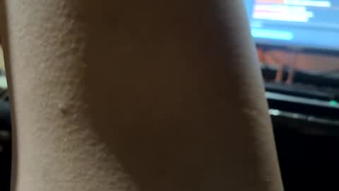Snapshot of cum_all_over_mmee chatting on 17, 2, 2025 im KIM new girl to spoil online show from 17, 2, 2025