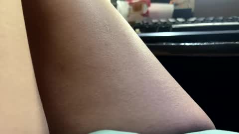 Snapshot of cum_all_over_mmee chatting on 25, 2, 2025 im KIM new girl to spoil online show from 25, 2, 2025
