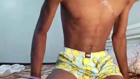 Snapshot of cumdaddzy_ebony chatting on 9, 4, 2026 zdaddy online show from 9, 4, 2026