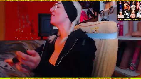 cuminmenowbby online show from 28, 2, 2025