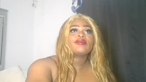 Ava Rain online show from 11, 12, 2024