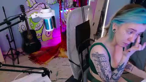 Snapshot of cumpotikeve chatting on 27, 7, 2026 CUMpotikEve online show from 27, 7, 2026