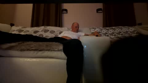 Snapshot of cumslowlyforu chatting on 8, 3, 2026 cumslowlyforu online show from 8, 3, 2026