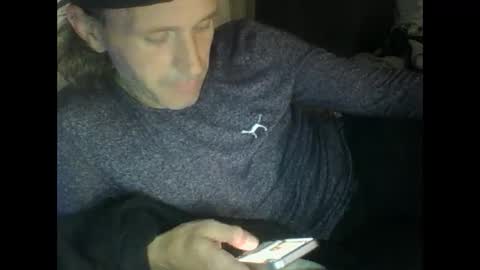 Snapshot of cumslutboi27 chatting on 18, 1, 2025 cumslutboi27 online show from 18, 1, 2025