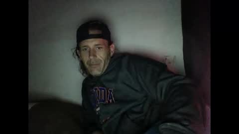 Snapshot of cumslutboi27 chatting on 26, 1, 2025 cumslutboi27 online show from 26, 1, 2025