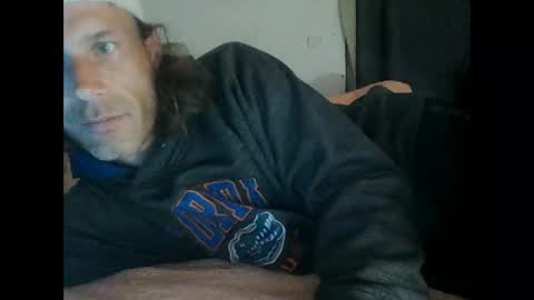Snapshot of cumslutboi27 chatting on 3, 3, 2025 cumslutboi27 online show from 3, 3, 2025