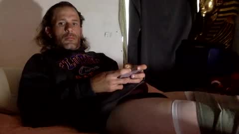 Snapshot of cumslutboi27 chatting on 7, 3, 2025 cumslutboi27 online show from 7, 3, 2025