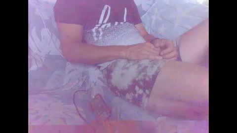 Snapshot of cumslutboi27 chatting on 13, 9, 2025 cumslutboi27 online show from 13, 9, 2025
