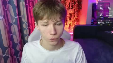 Snapshot of cumte_boy chatting on 26, 4, 2026 cumte_boy online show from 26, 4, 2026