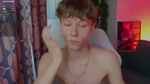Snapshot of cumte_boy chatting on 5, 7, 2026 cumte_boy online show from 5, 7, 2026