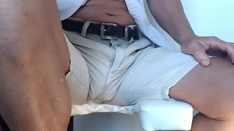 chattrbatr online show from 20, 4, 2026