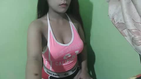 cumwhore4uxox online show from 17, 1, 2026