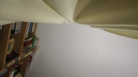 curiosillo1983 online show from 23, 3, 2026