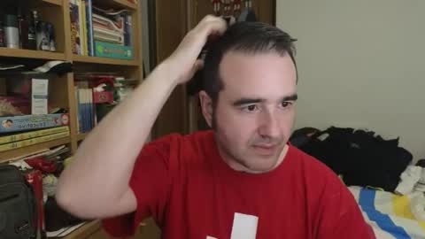 curiosillo1983 online show from 12, 4, 2026