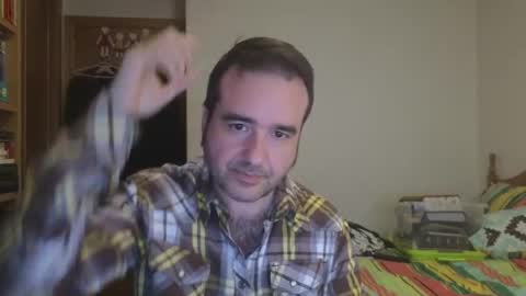 Snapshot of curiosillo1983 chatting on 15, 5, 2026 curiosillo1983 online show from 15, 5, 2026