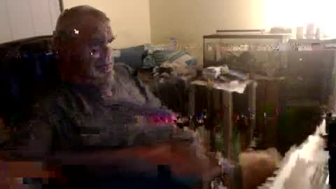 Snapshot of curious1001 chatting on 8, 7, 2026 curious1001 online show from 8, 7, 2026