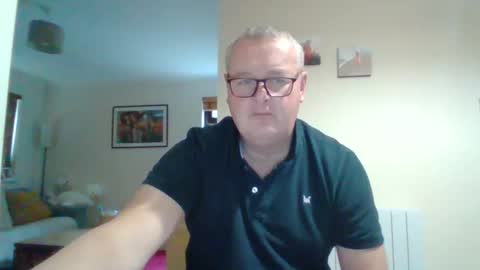 curiousax77 online show from 13, 12, 2024