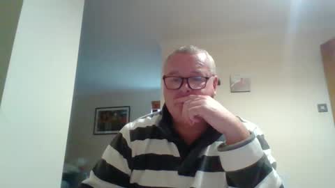 curiousax77 online show from 13, 12, 2024