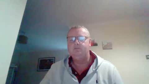 curiousax77 online show from 22, 2, 2025