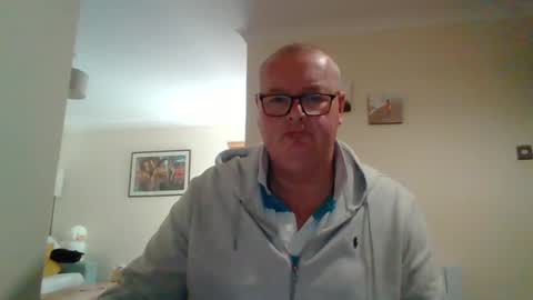 curiousax77 online show from 4, 3, 2025