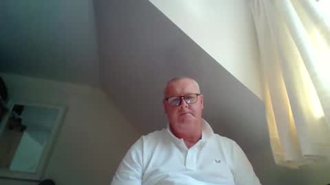 curiousax77 online show from 21, 4, 2026