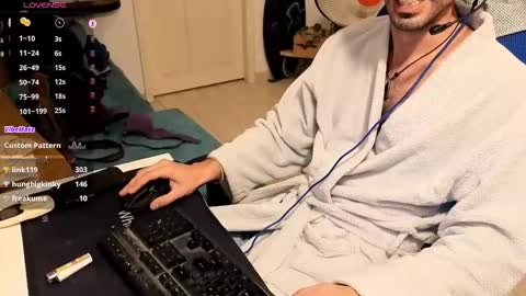 Snapshot of curiousgenie chatting on 13, 3, 2026 curiousgenie online show from 13, 3, 2026