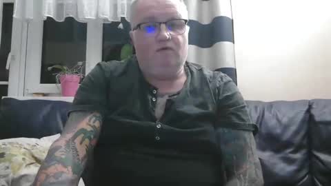 curtus14 online show from 29, 1, 2025