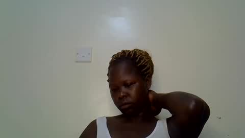 Snapshot of curvy294 chatting on 17, 4, 2026 SALLY online show from 17, 4, 2026