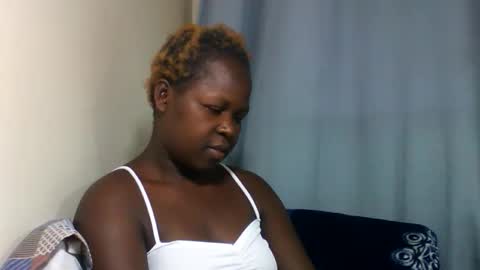 Snapshot of curvy294 chatting on 23, 4, 2026 SALLY online show from 23, 4, 2026