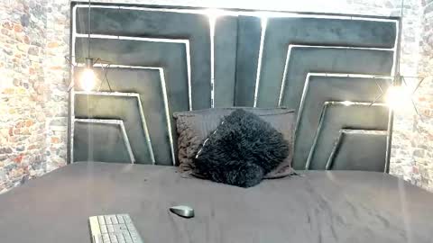 Alyanna  online show from 18, 11, 2025