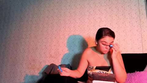 Snapshot of curvy_and_petite23_aws chatting on 5, 10, 2025 curvy_and_petite23_aws online show from 5, 10, 2025