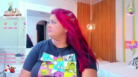 Snapshot of curvy_beauty_ chatting on 13, 12, 2024 Hanna online show from 13, 12, 2024