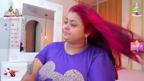 Snapshot of curvy_beauty_ chatting on 17, 12, 2024 Hanna online show from 17, 12, 2024