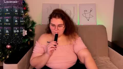 Snapshot of curvy_janie chatting on 20, 12, 2024 Jane online show from 20, 12, 2024