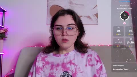 Snapshot of curvy_janie chatting on 12, 4, 2026 Jane online show from 12, 4, 2026