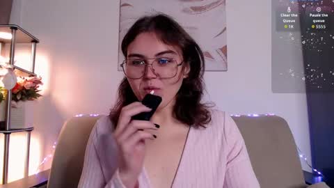 Snapshot of curvy_janie chatting on 23, 5, 2026 Jane online show from 23, 5, 2026