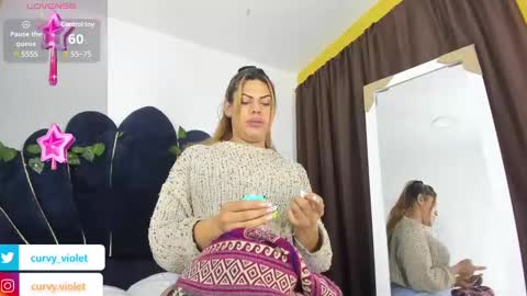 Violet 3 online show from 11, 1, 2025