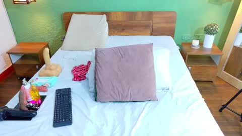 Danna online show from 18, 2, 2025