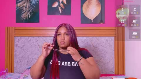 Snapshot of curvyhomebebe chatting on 18, 4, 2026 curvyhomebebe online show from 18, 4, 2026