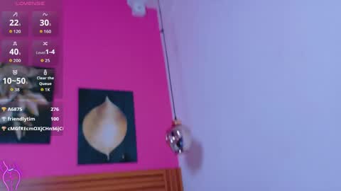 Snapshot of curvyhomebebe chatting on 25, 4, 2026 curvyhomebebe online show from 25, 4, 2026