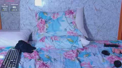 Snapshot of curvyhomebebe chatting on 31, 5, 2026 curvyhomebebe online show from 31, 5, 2026