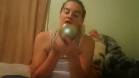 curvymom2025 online show from 8, 11, 2025