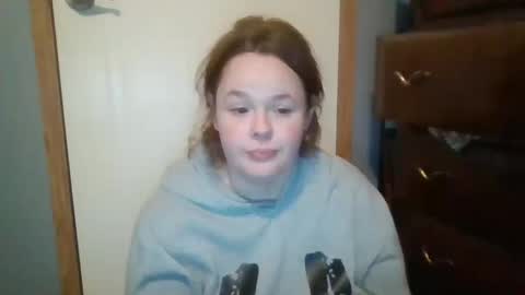 dahlia -kim online show from 11, 10, 2025