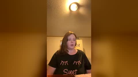 Snapshot of curvyplayday chatting on 27, 6, 2026 dahlia -kim online show from 27, 6, 2026